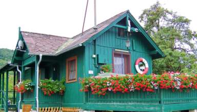 Evadeaza in raiul personal ghidul tau pentru proiectarea casei de vacanta perfecte!